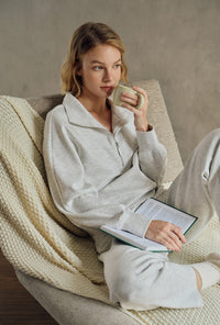 Petite Studio's Cassie Cotton Sweat Pullover in Heather White 