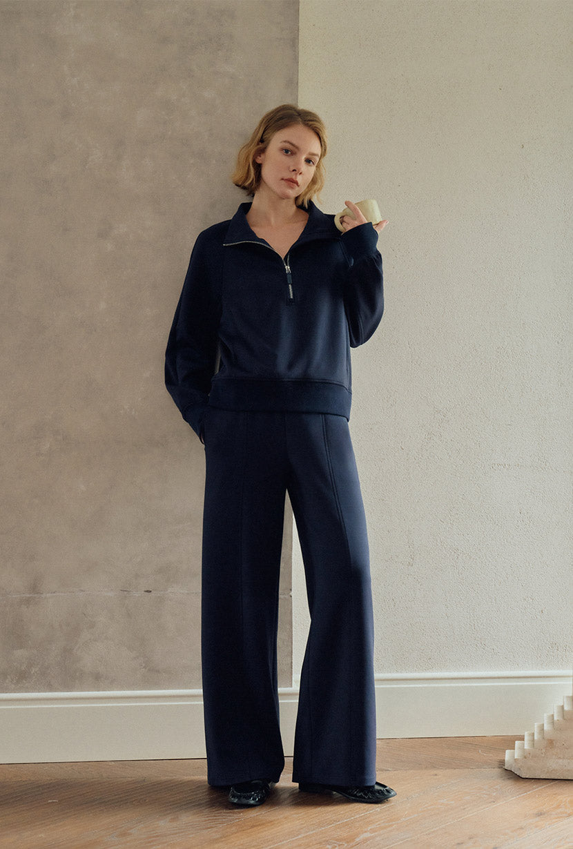 Petite Studio's Cassie Cotton Sweat Pullover in Navy
