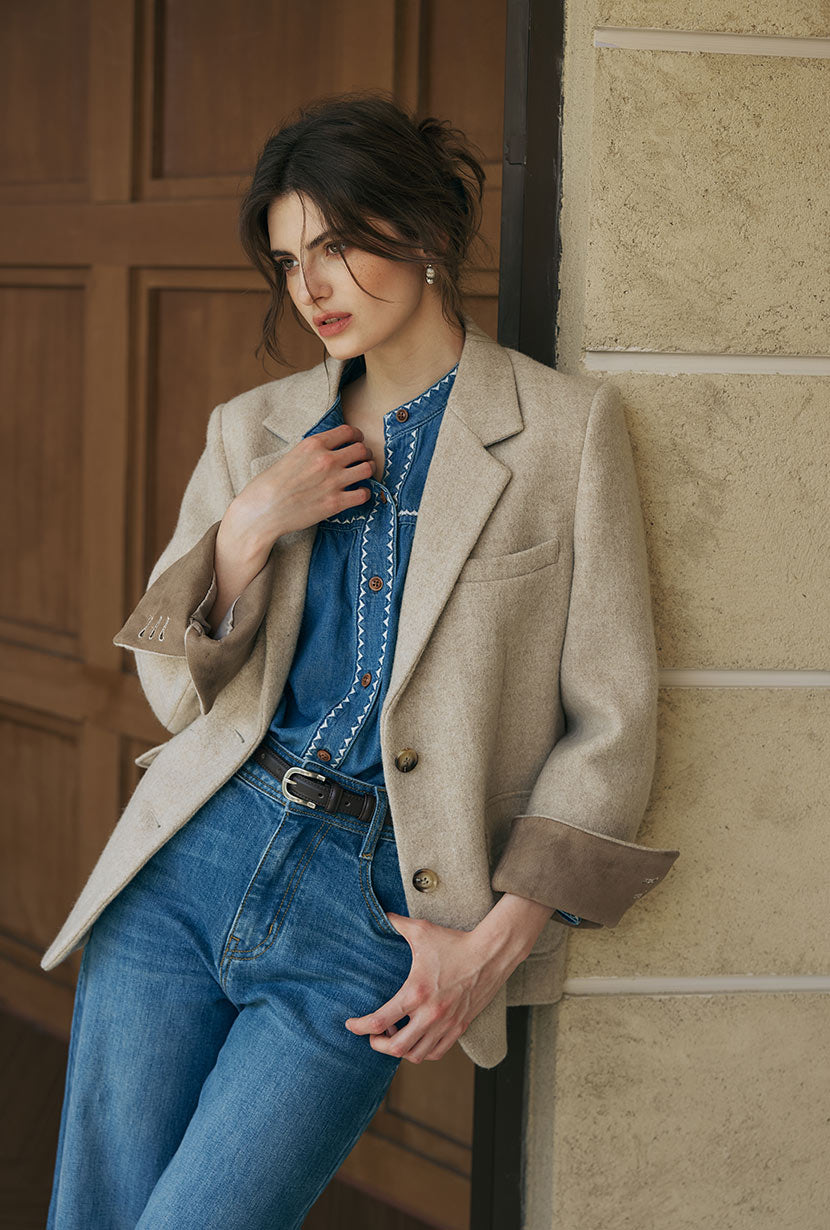 Petite Studio's Emilia Wool Blazer in Oatmeal