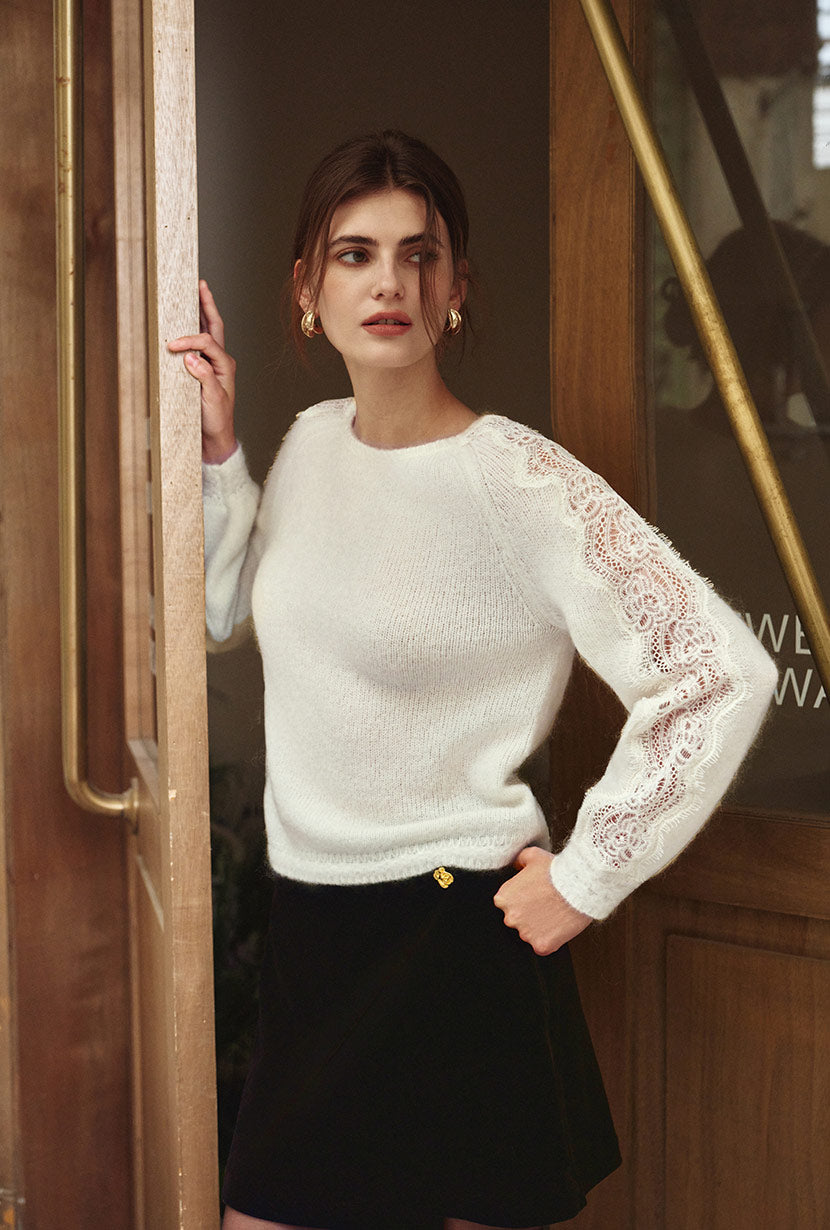 Petite Studio's Manon Velvet Skirt in Brown