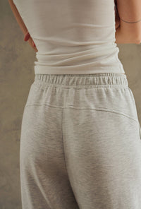 Petite Studio's Corey Cotton Tapered Pants in Heather White