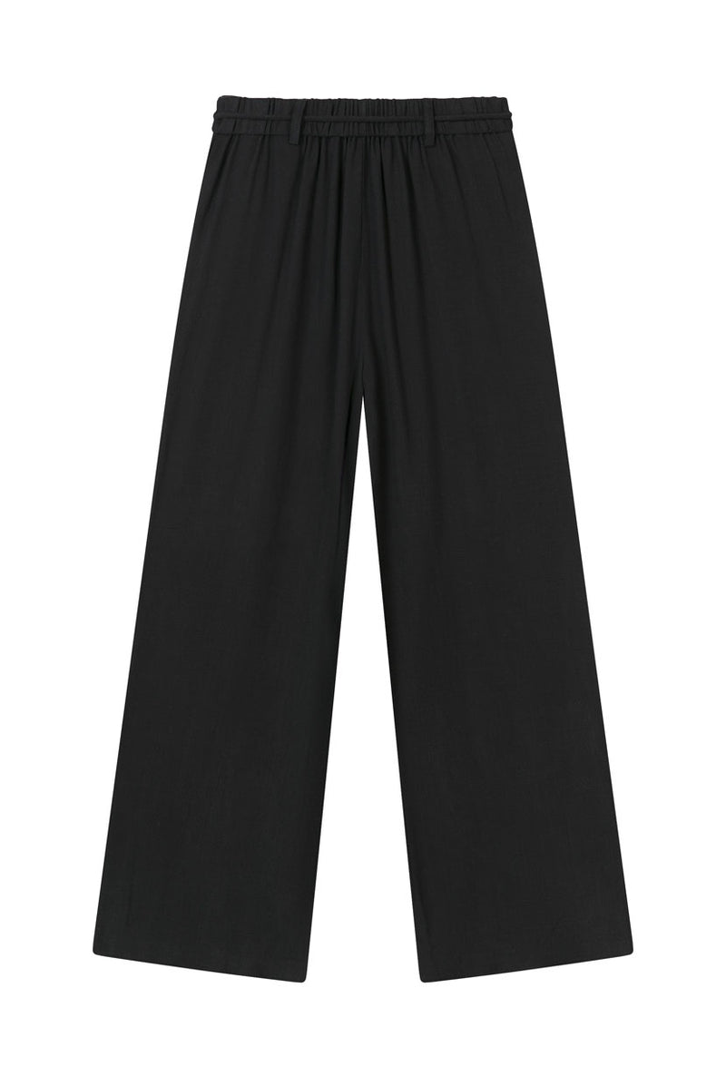 Petite Studio's Sandy Flare Pants in Black