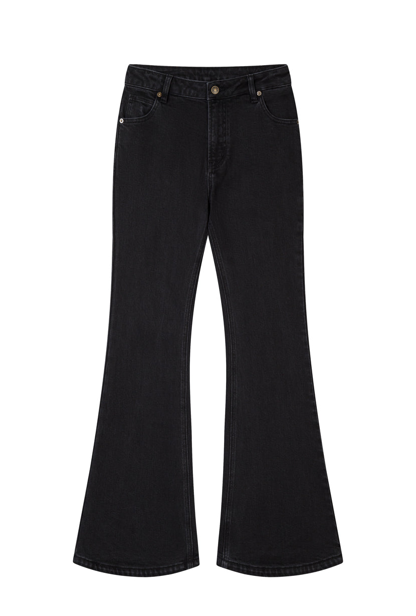 Petite Studio's Asher Mid-Rise Flared Jeans in Black