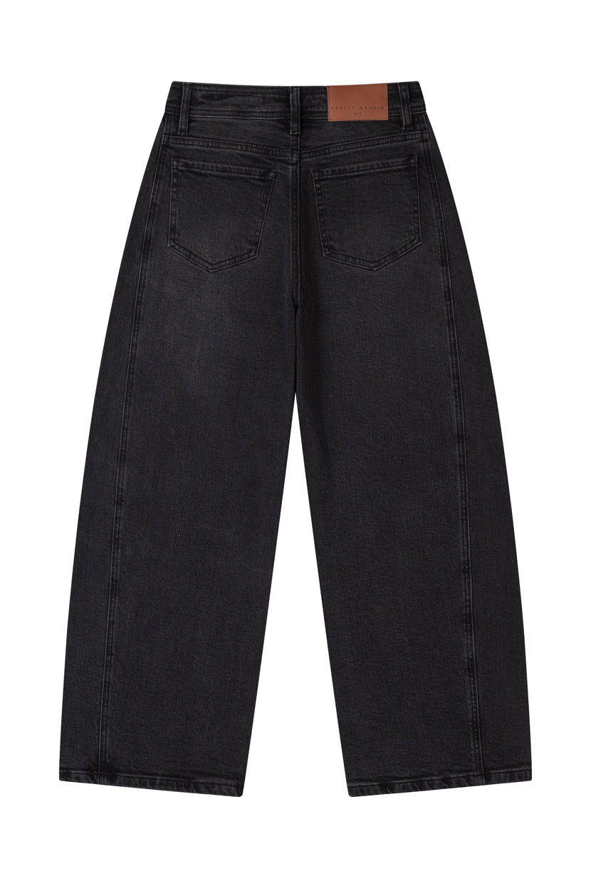 Petite Studio's Evie Mid-Rise Barrel Jeans in Black